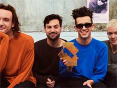 The 1975 nº1 en discos en UK con "A brief inquiry into..."