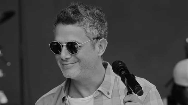 Alejandro Sanz vuelve al nº1 en España con #Eldisco