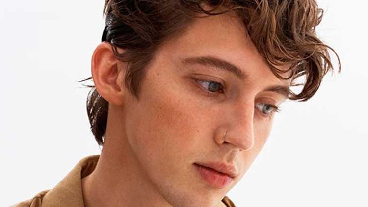 Troye Sivan nº1 en LaHiguera.net con 'Easy'
