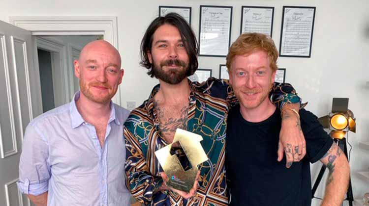 Biffy Clyro nº1 en discos en UK con 'A celebration of endings'
