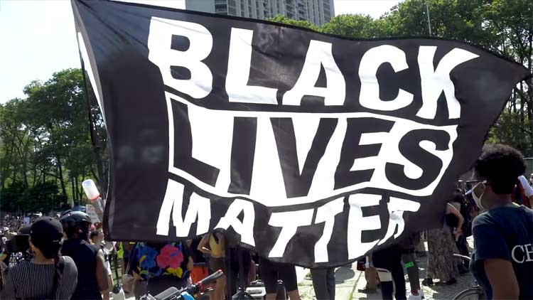 Spike Lee comparte un nuevo video del "They don't care about us"