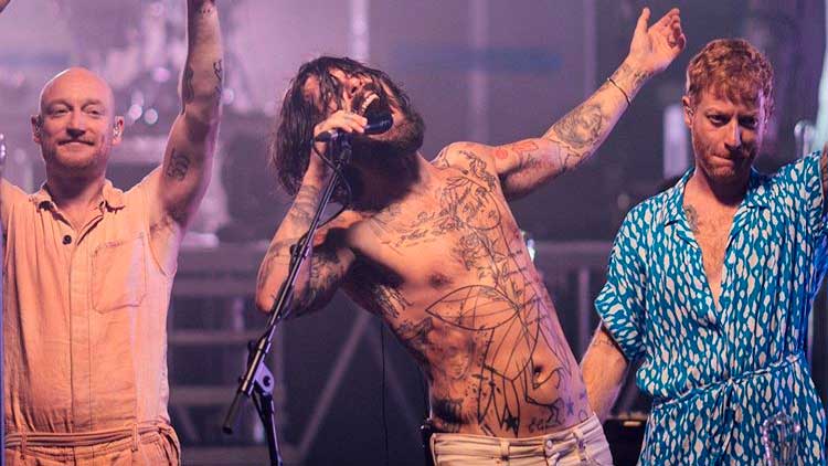 Biffy Clyro se marca un 'WAP'