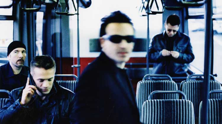 Edición 20 aniversario de "All that you can't leave" de U2