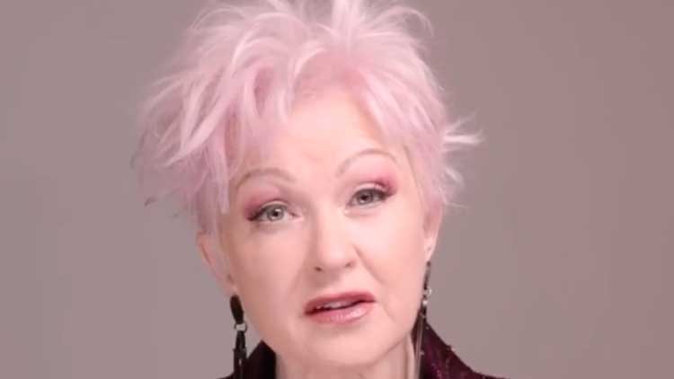 Nuevo video de Cyndi Lauper para 'Time after time'