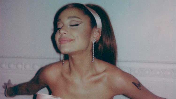 Ariana Grande número 1 en la Billboard 200 con 'Positions'