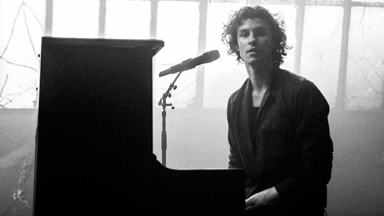 Shawn Mendes en modo cover