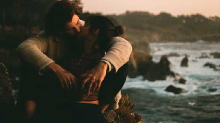 Shawn Mendes y Camila Cabello en modo Navidad