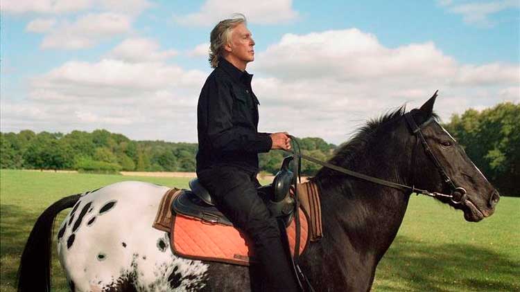 'McCartney III' debuta en el número 1 en UK