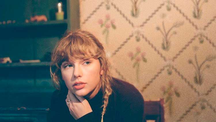 Taylor Swift regresa con 'Evermore' al nº1 de la Billboard 200
