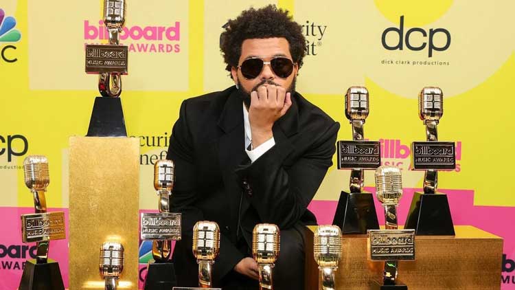 The Weeknd ganador de 10 Billboard Music Awards 2021
