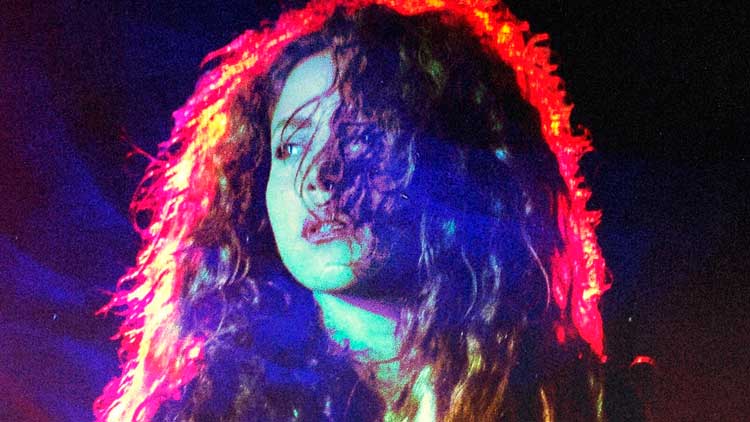 Shakira en la foto de portada del single Don't wait up