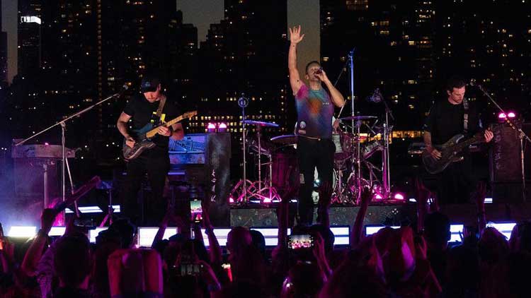 Coldplay presentación promocional de 'Higher power'