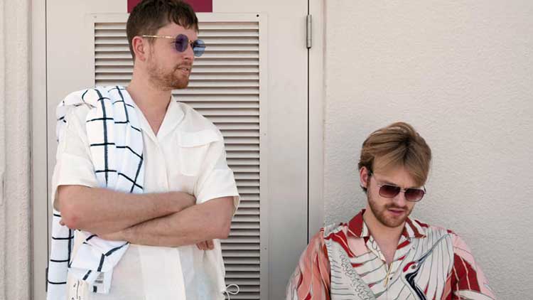 James Blake y Finneas