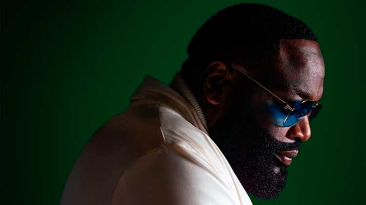 Rick Ross en la foto de portada del álbum 'Richer than I ever been'