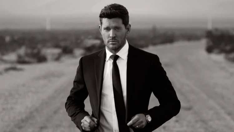 Michael Bublé en la portada de 'Higher'