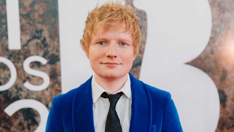 Ed Sheeran en el photocall de los Brit Awards 2022
