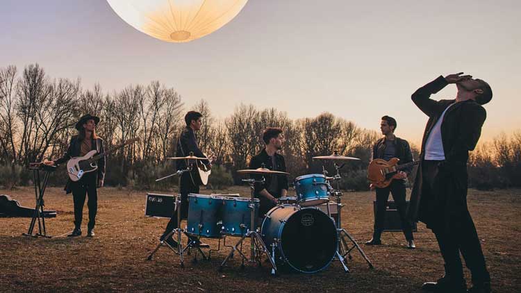 Dvicio en la portada de 'Arte'