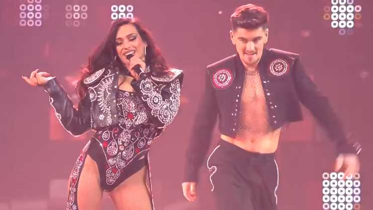 Chanel interpretando 'SloMo' en la final del Festival de Eurovisión 2022