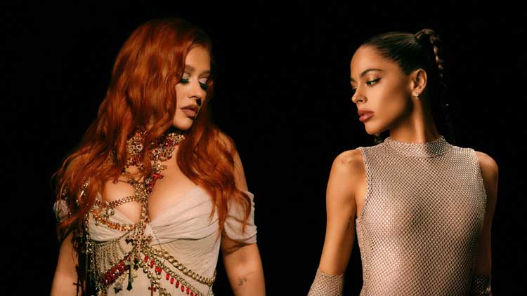 Christina Aguilera con Tini Stoessel