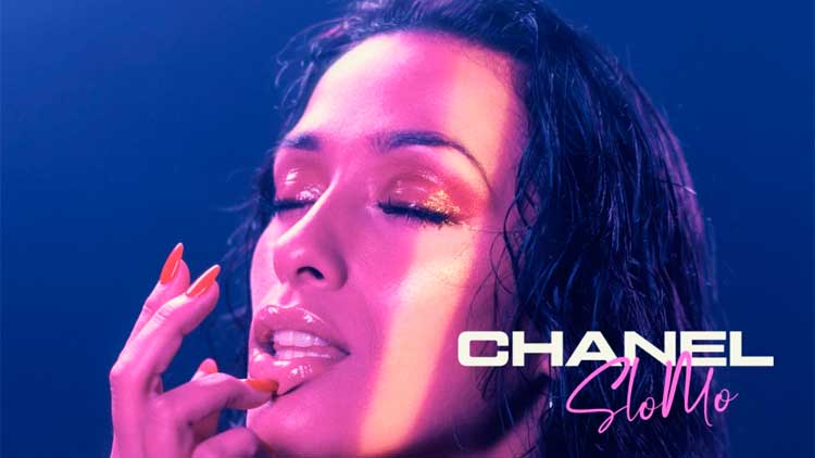Chanel en la portada de la canción 'SloMo'