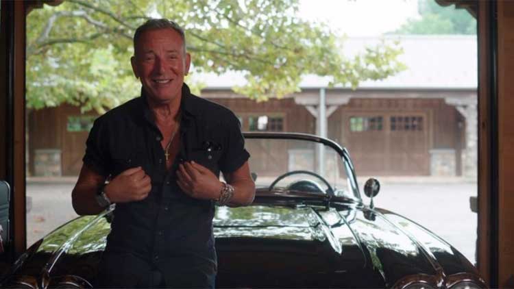 Bruce Springsteen en el video en el que anuncia el lanzamiento del álbum 'Only the strong survive'