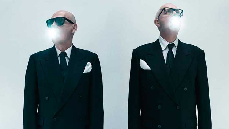 Chris Lowe y Neil Tennant en la portada del disco de Pet Shop Boys 'Nonetheless'