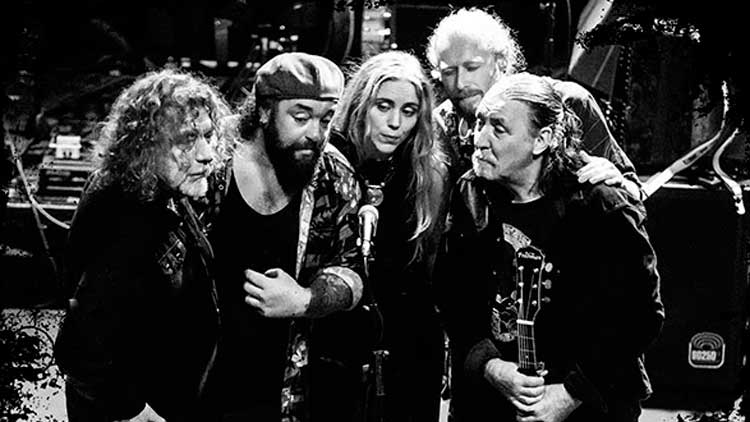 Robert Plant presents Saving Grace featuring Suzi Dian