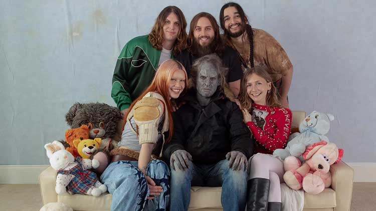 Las chicas de Wet Leg y compañía anunciando la salida de un nuevo disco