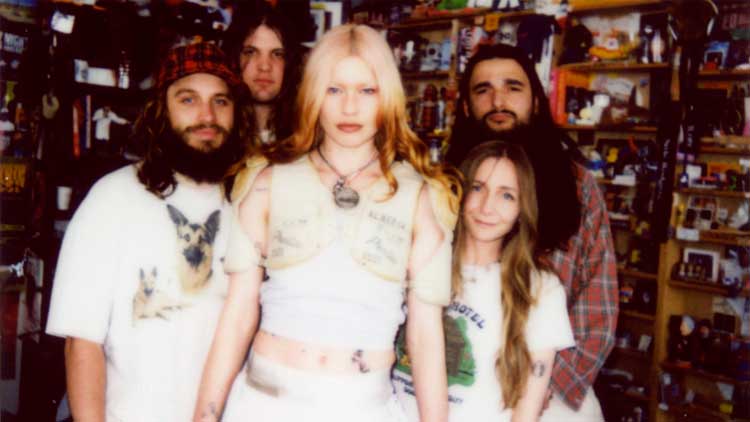 Wet Leg en Tiny Desk Concert