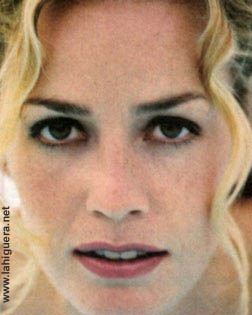 Elisabeth Shue, actriz, protagonista femenina de El Santo, Cocktel...