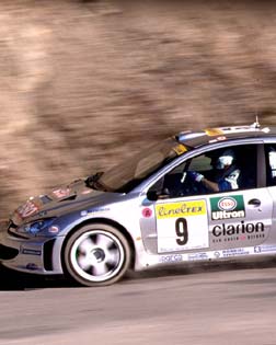 Peugeot, campeón del mundo de rallies