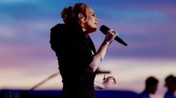 Adele con '30' alcanza una 4ª semana seguida número 1 en la Billboard 200