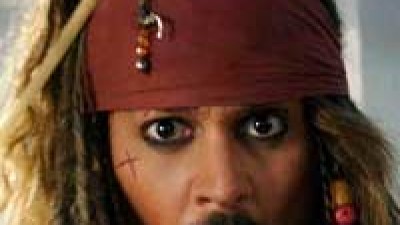 "Piratas del Caribe: La venganza de Salazar" nº1 en cines