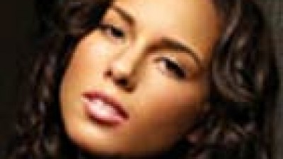 Alicia Keys busca corista