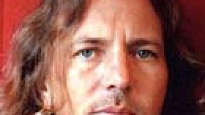 Eddie Vedder de gira en solitario