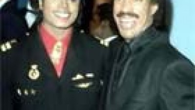 RedOne quiere publicar su colaboracion con Michael Jackson
