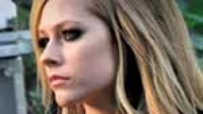 Se estrena "Alice" de Avril Lavigne