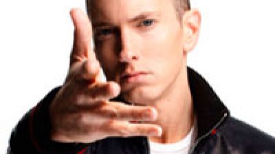 Eminem lidera la lista de ventas británica