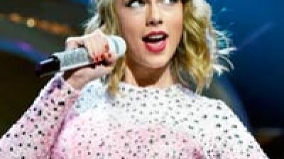 Taylor Swift sigue nº1 en las principales listas USA