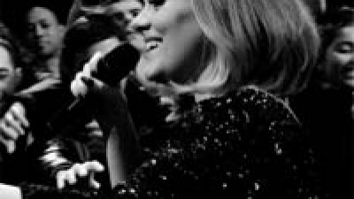Adele vuelve al nº1 en discos en España con '25'