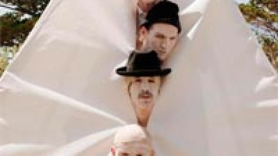 Red Hot Chili Peppers nº1 en LaHiguera con Dark necessities