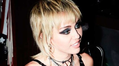 El disco de versiones de Metallica de Miley Cyrus
