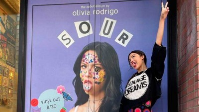 Olivia Rodrigo regresa al número 1 en discos en Reino Unido con 'Sour'