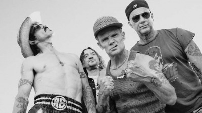 Red Hot Chili Peppers nº1 en la lista británica de discos con 'Unlimited love'