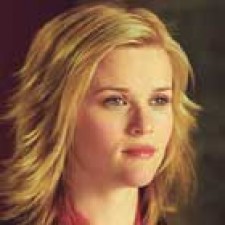 Reese Witherspoon en un remake de Midnight