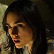 Jennifer Connelly y Paul Bettany en Born