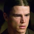 Josh Hartnett en I come with the rain