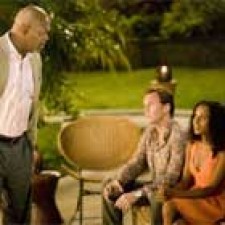 Protegidos por su enemigo lidera el box-office USA