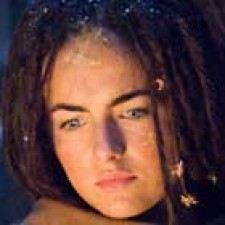 Camilla Belle en Three stories about Joan