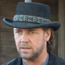 Russell Crowe por partida doble en Nottingham